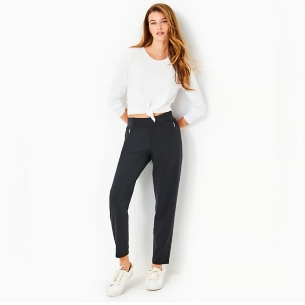 Lilly Pulitzer Luxletic 28 Run Around Pant/joggers elastic waist, black, Medium